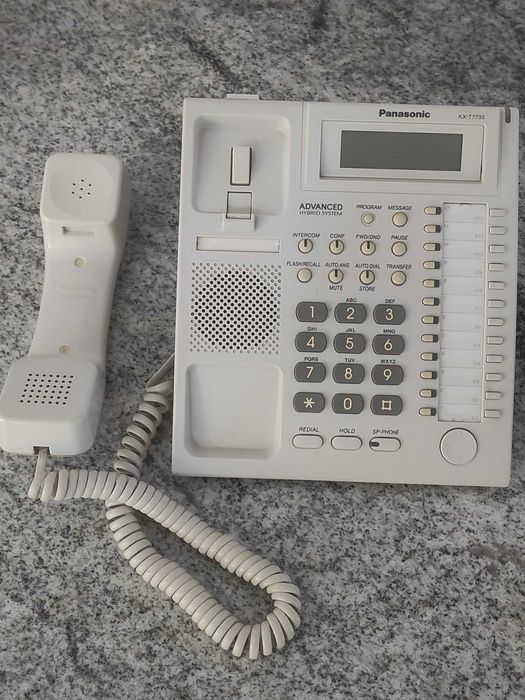 Telefony systemowe Panasonic.