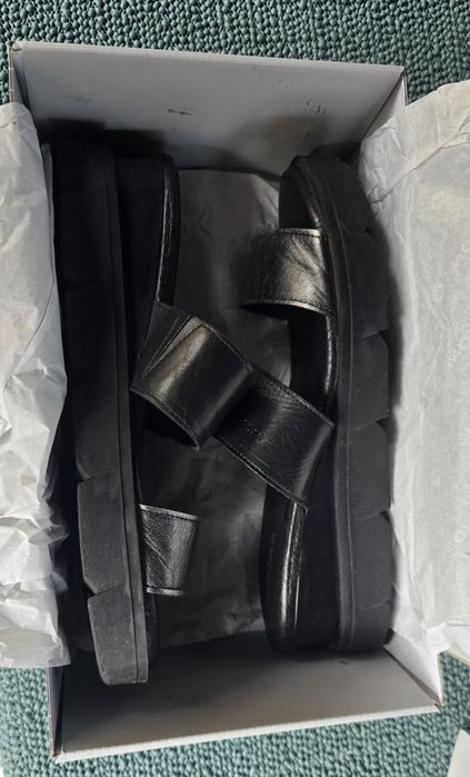 Klapki Wojas rozmiar 39