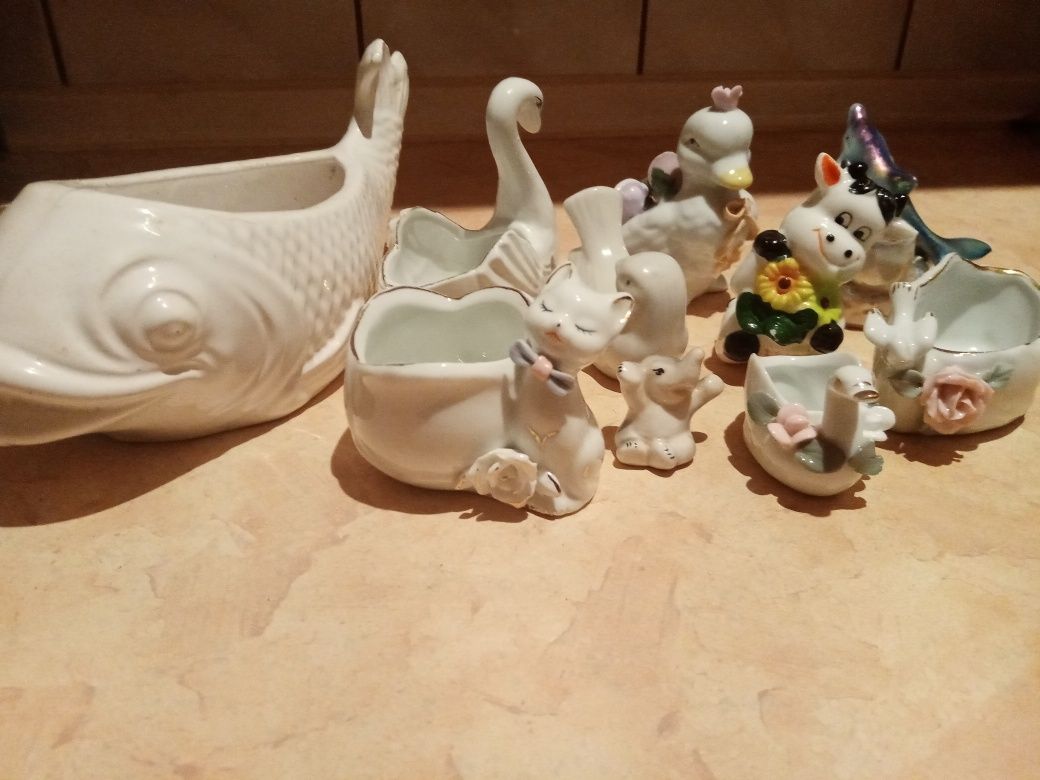 Figurki porcelanowe ręcznie zdobione