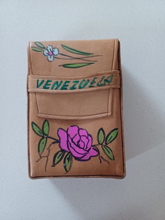 Carteira para Maço de Tabaco em Pele