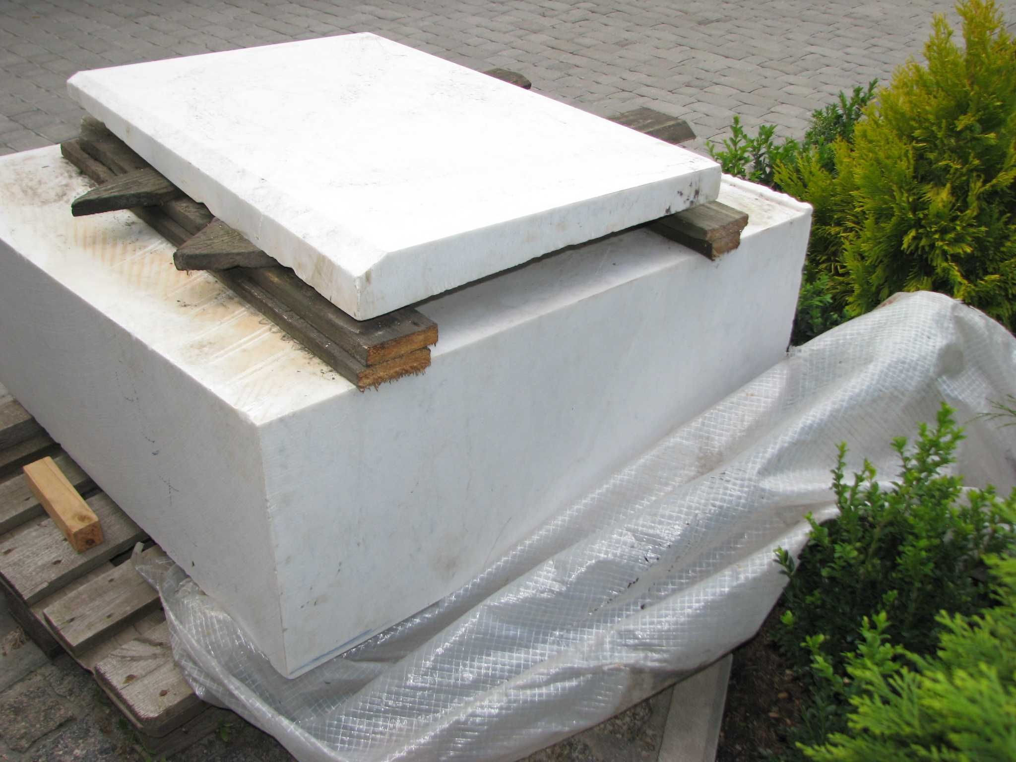 Каррарский мрамор Bianco Carrara C Extra (Бьянко Карраре Чи), Италия