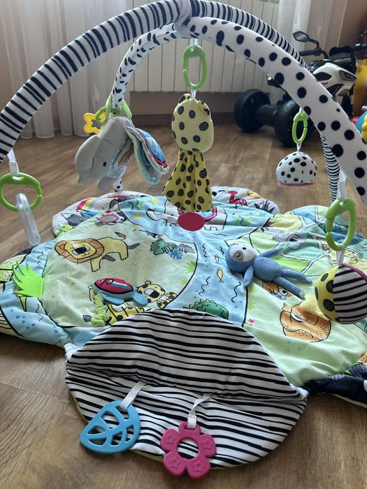Дитячий килимок розвиваючий smiki chicco коврик