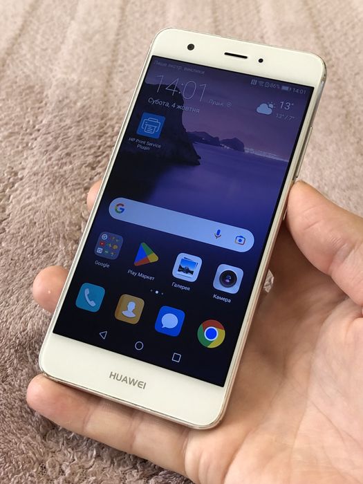 Телефон Huawei Nova 3/32gb гарний стан