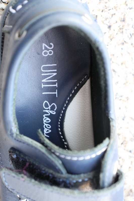 Sapatos azuis com velcro SUIT SHOES T.28