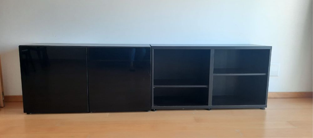 Conjunto ikea de mesa e cadeiras e armario