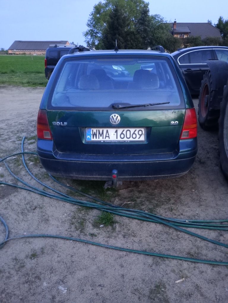 Golf 4 kombi.2.0 benzyna. Uszkodzony silnik!