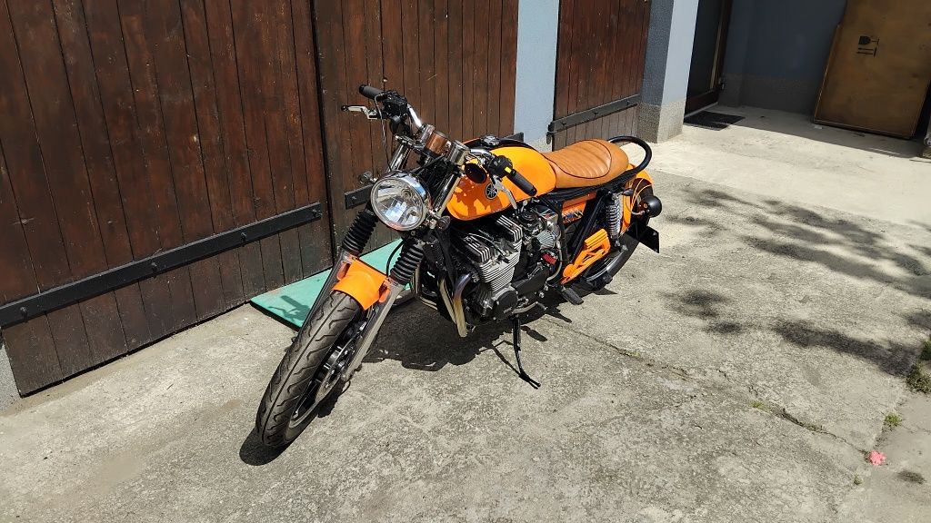 Yamaha xj900f cafe racer