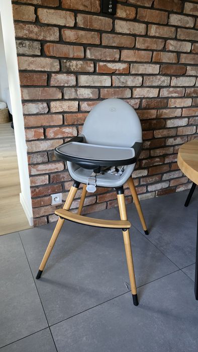 Krzesełko do karmienia KinderKraft Fini Black