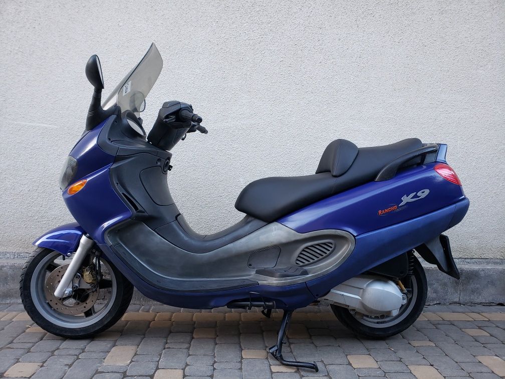 Скутер Piaggio  X9 250cc