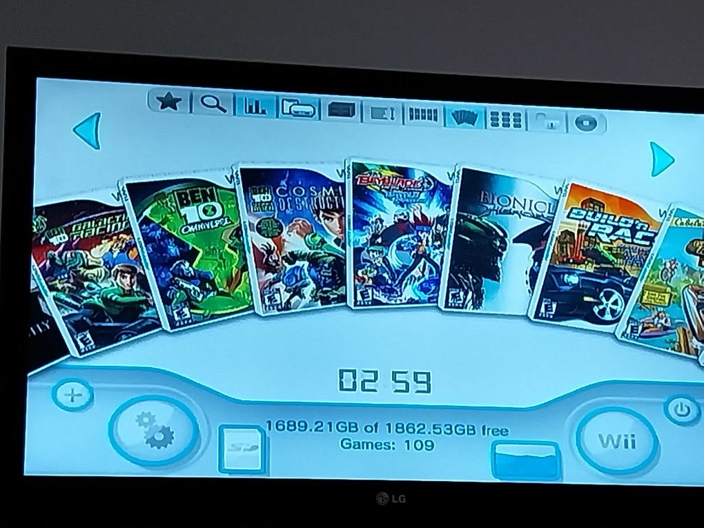 Wii desbloqueada  com vários extras,aceito propostas de trocas.