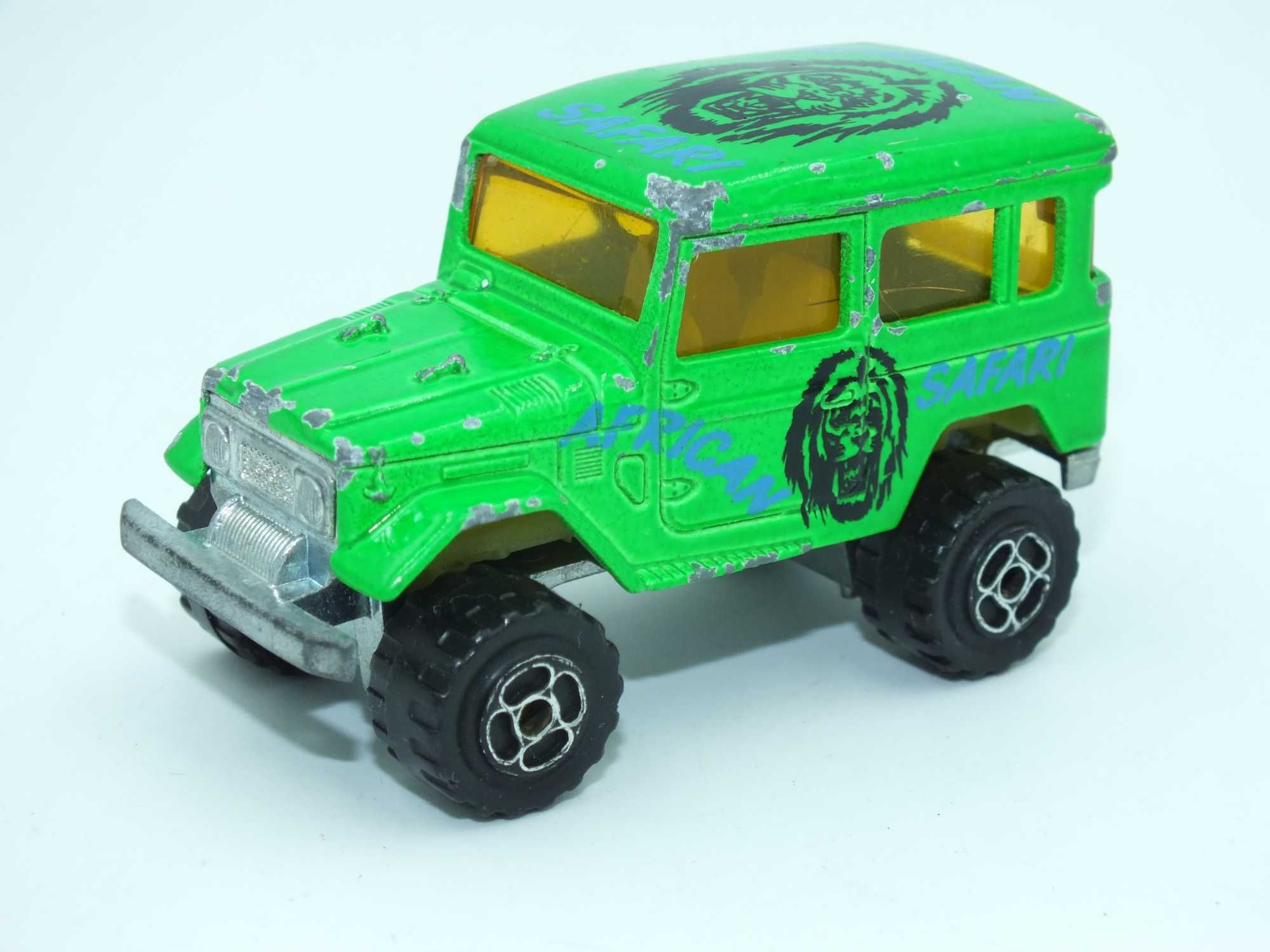 Retro Resorak MAJORETTE Toyota 4x4