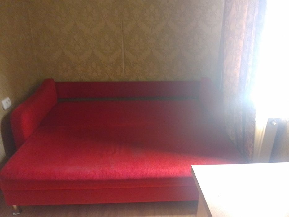 Отдельный дом в центре с отдельным двором, автономное отопление..