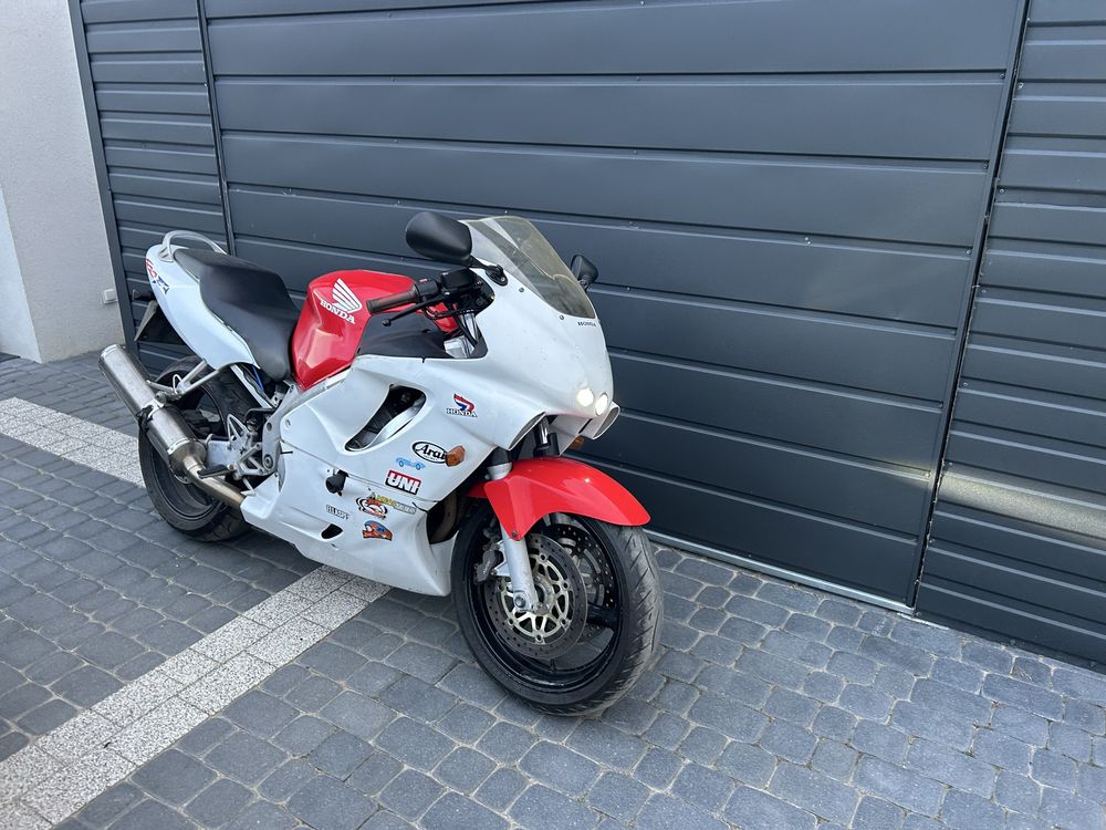 Honda cbr 600 f4 zarejestrowana doinwestowana Zamiana