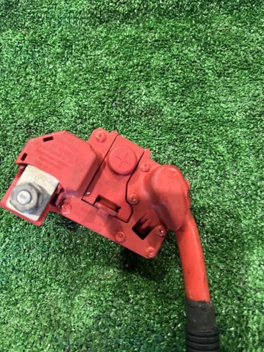 Клема, піропатрон акумулятора БМВ Х5 Е70