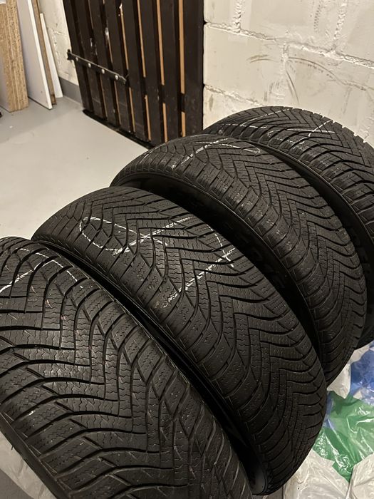 Oryginalne Koła 15 Toyota Yaris III 4x100 opony zimowe 175/65/15  54.1