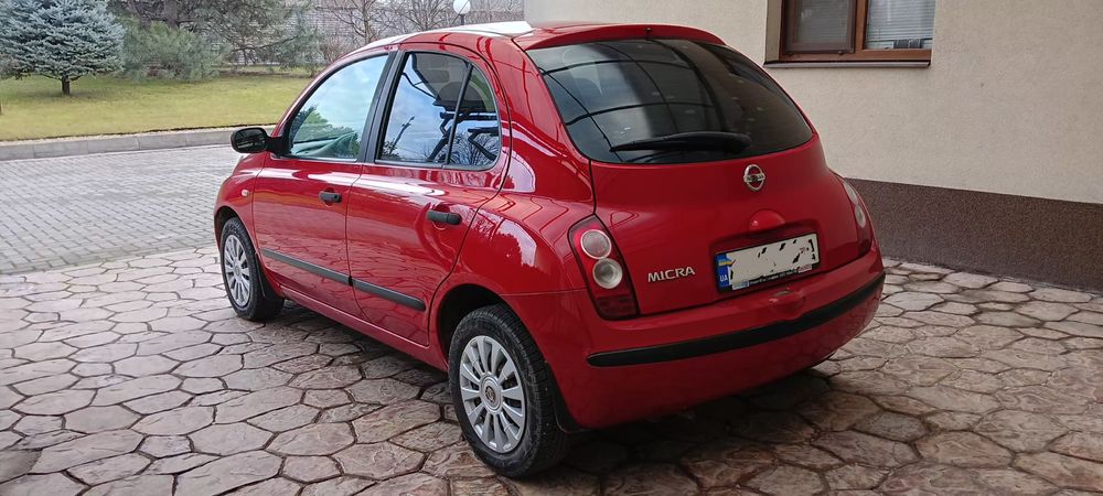 Nissan Micra 2008 на автомате