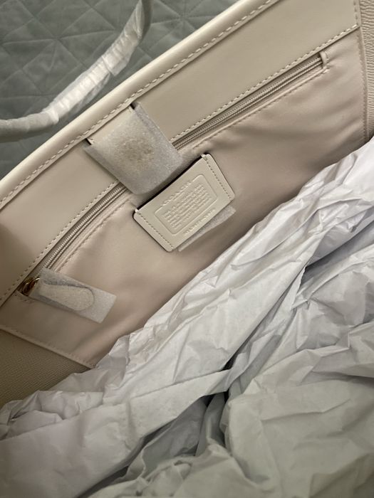 Сумка шоппер Coach tote gold sand chalk