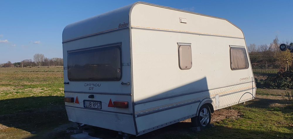 Sprzedam przyczepę kampingową