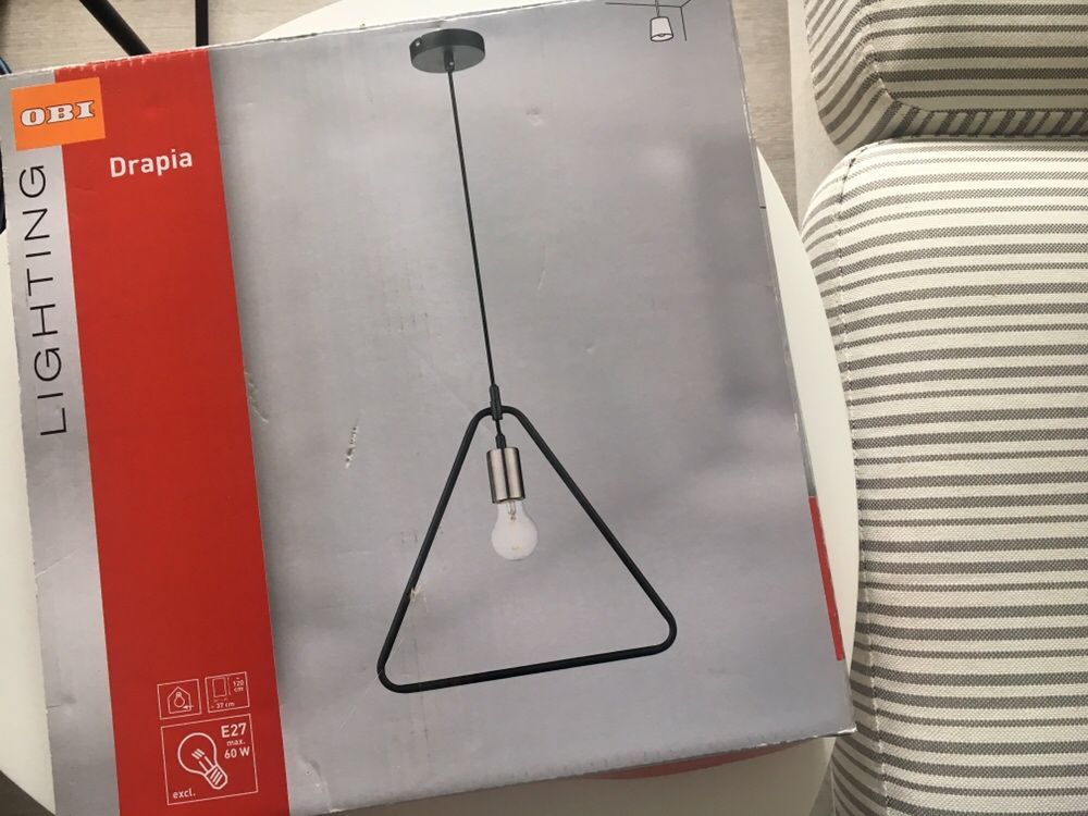 Lampa wisząca Drapia trójkąt OBI