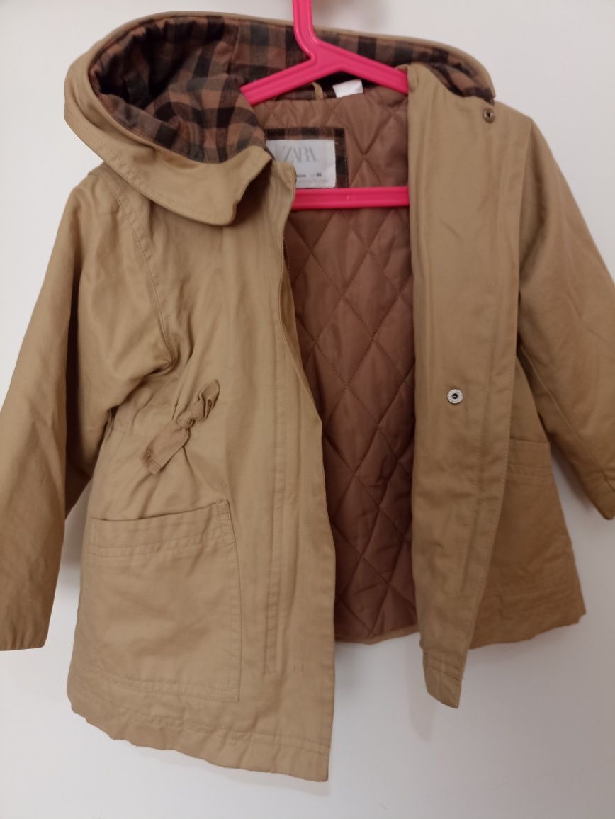 Parka Zara tamanho 2-3 / 3-4 anos