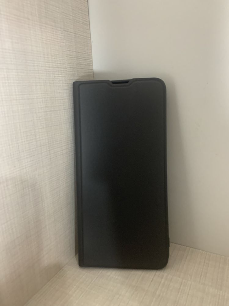Продам чорний чохол на телефон Samsung M23