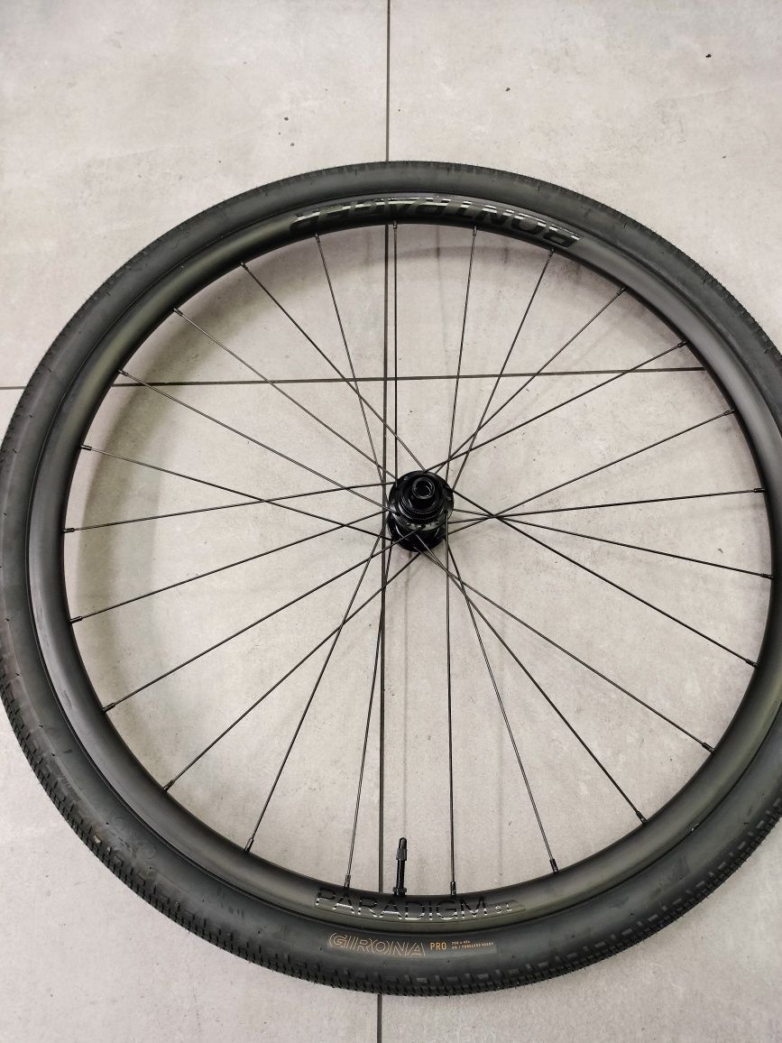 Koła Szosa/Gravel Bontrager Paradigm SL z Oponami Nowe