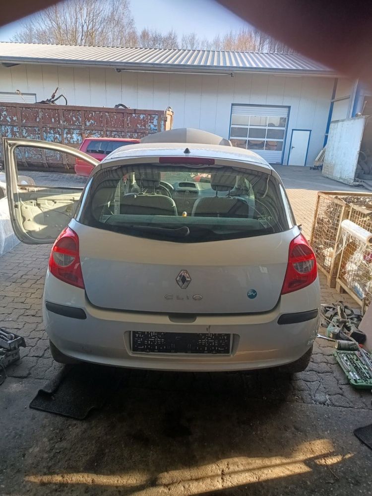 Renault Clio 3 розборка 2005-2008 TED69 запчастини