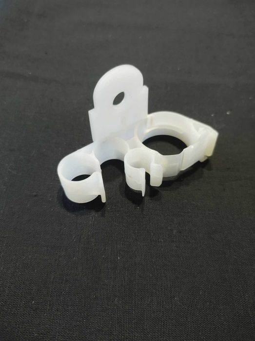 Тримач шланга і кабелів пральної машини 26 мм, 14 мм, 10 мм