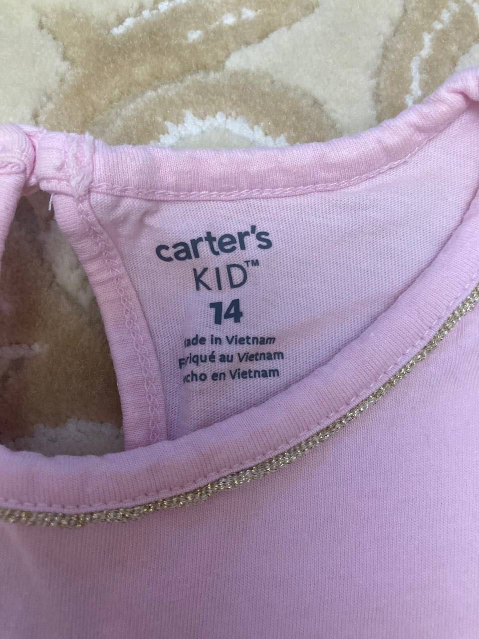 Брендові футболки на дівчинку Carter’s