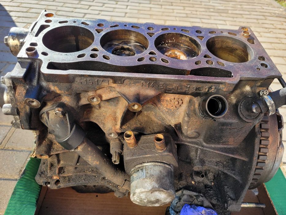 Renault Megane 2 1.9 двигун
