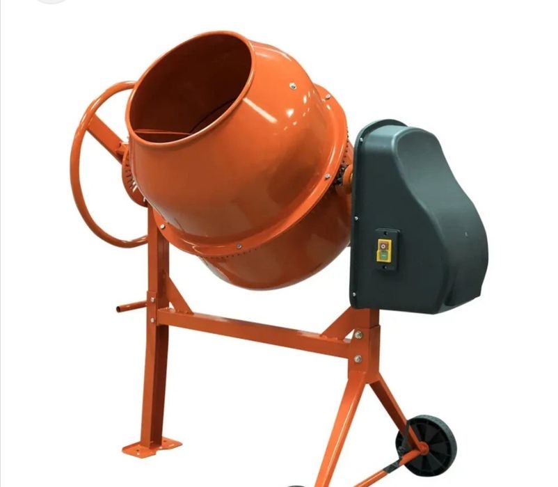 Бетонозмішувач 180 літрів. Оренда.