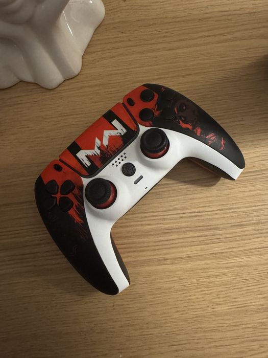 Kontroler ps5 z halla i z smart clickami