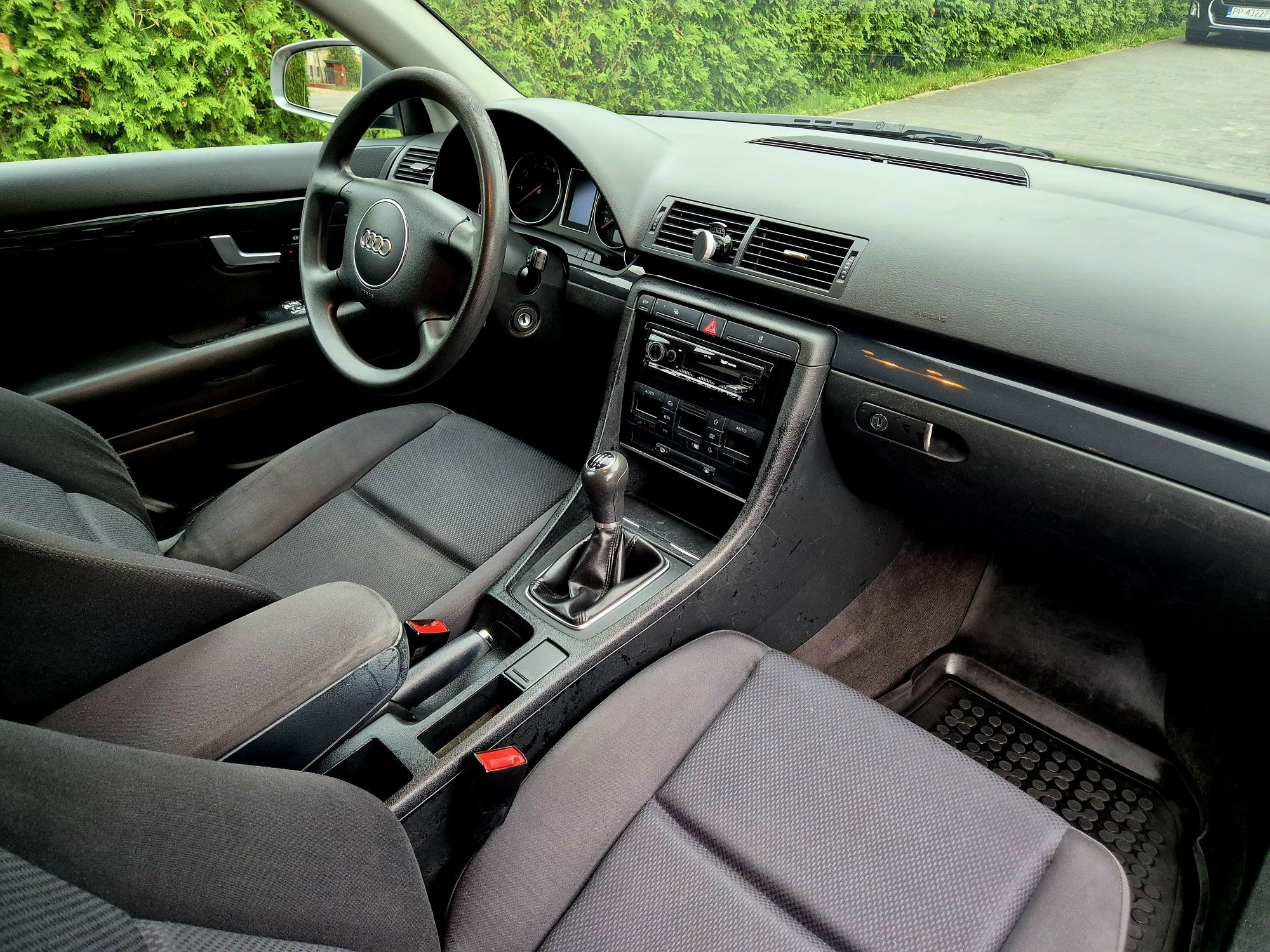 Audi A4 B6 2003r 2.0 benzyna klimatronik isofix bluetooth długo opłaty