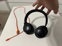 Sluchawki JBL Live500BT sluchawki super stan, mieszcza  sie  cale uszy