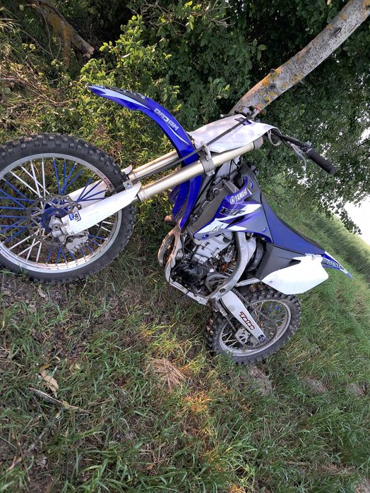 Yamaha YZF.   450