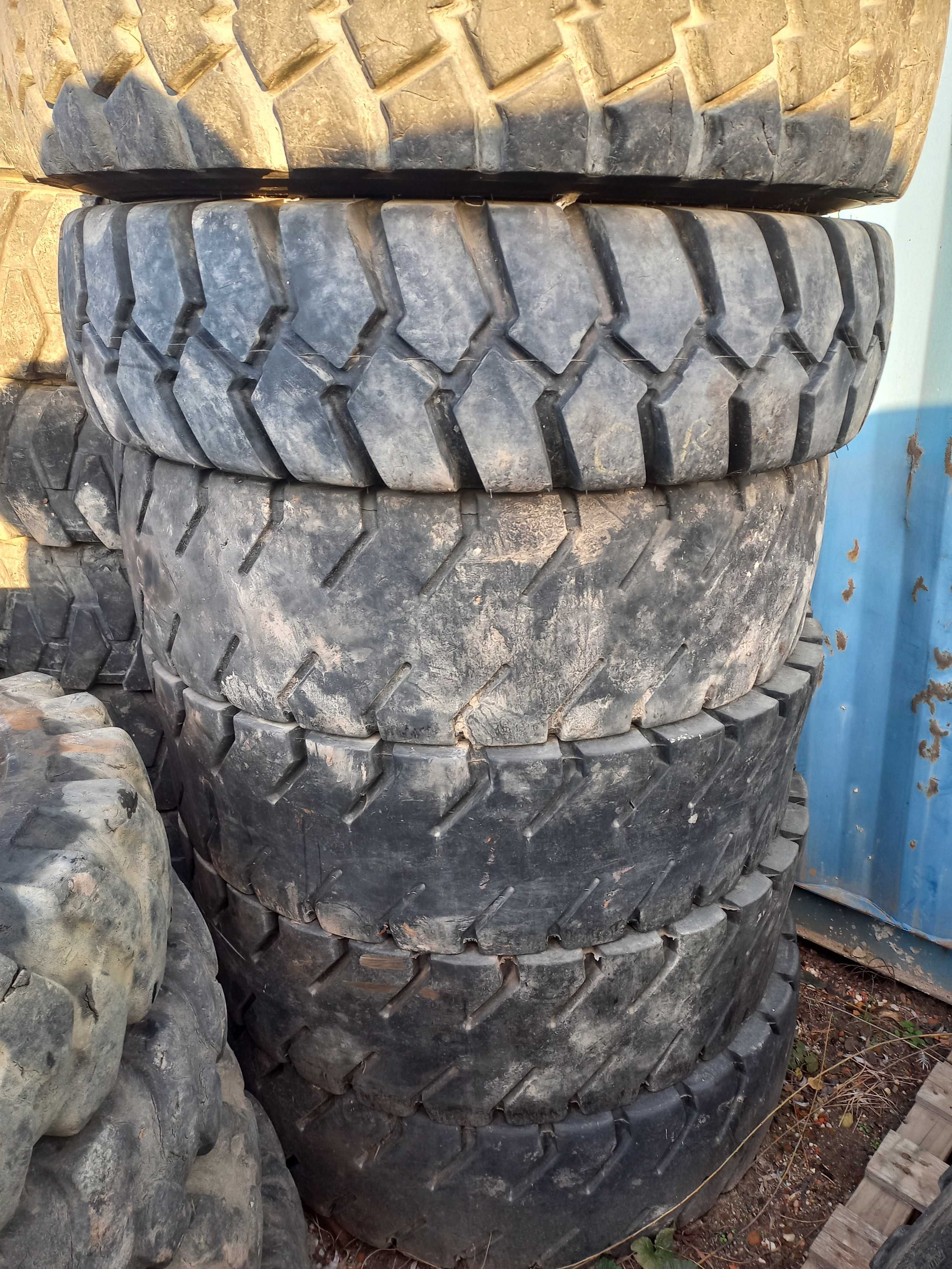 12.00-20 12.00r20 Michelin Trelleborg