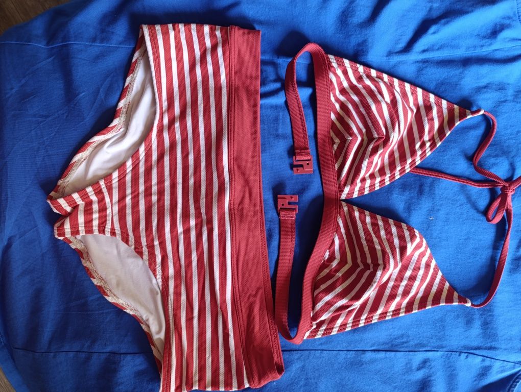 Продам купальники