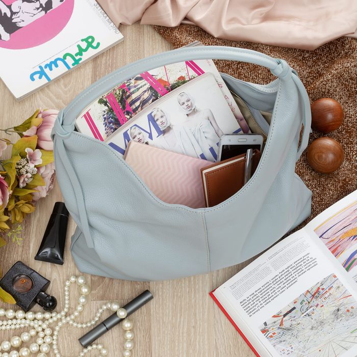 VERA PELLE torebka damska skórzana worek na ramię V665 j.niebieska