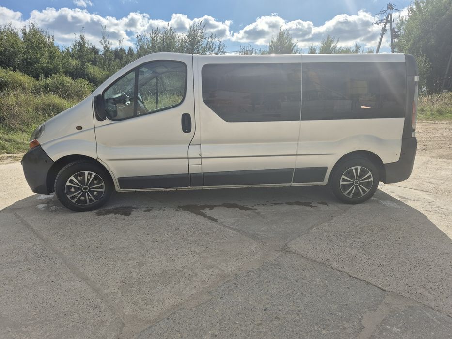 Renault trafik 2004 rok