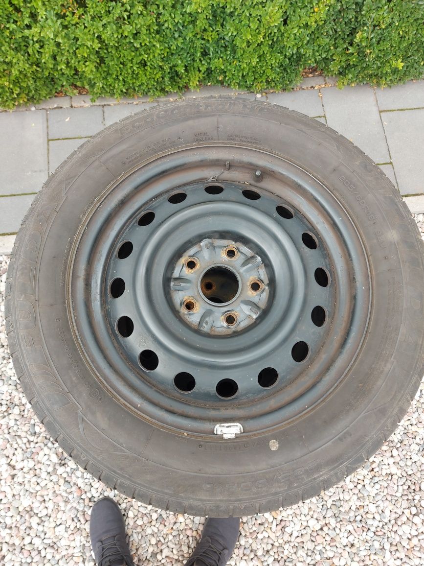 Kola letnie toyota 16 5x114.3 et39 205/60/16