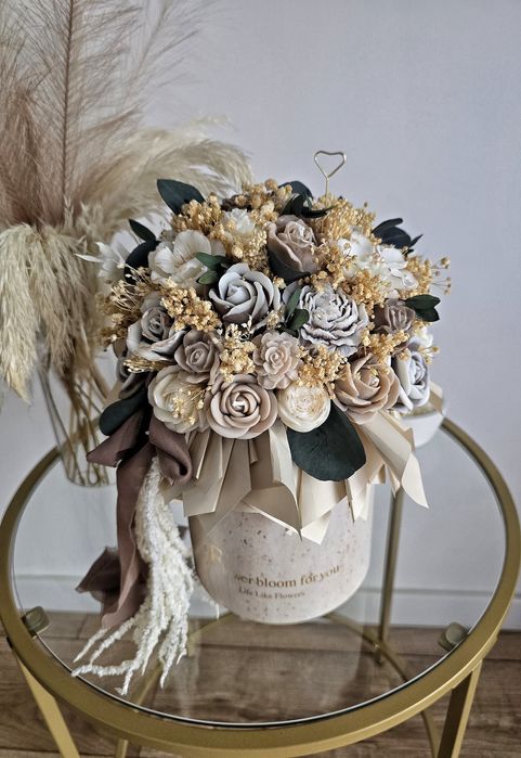 Flowerbox candlebox bukiet z wosku wieczny bukiet