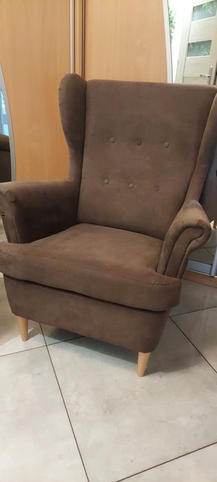 Fotel uszak brązowy