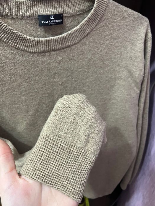 Жіночий мʼякий светр