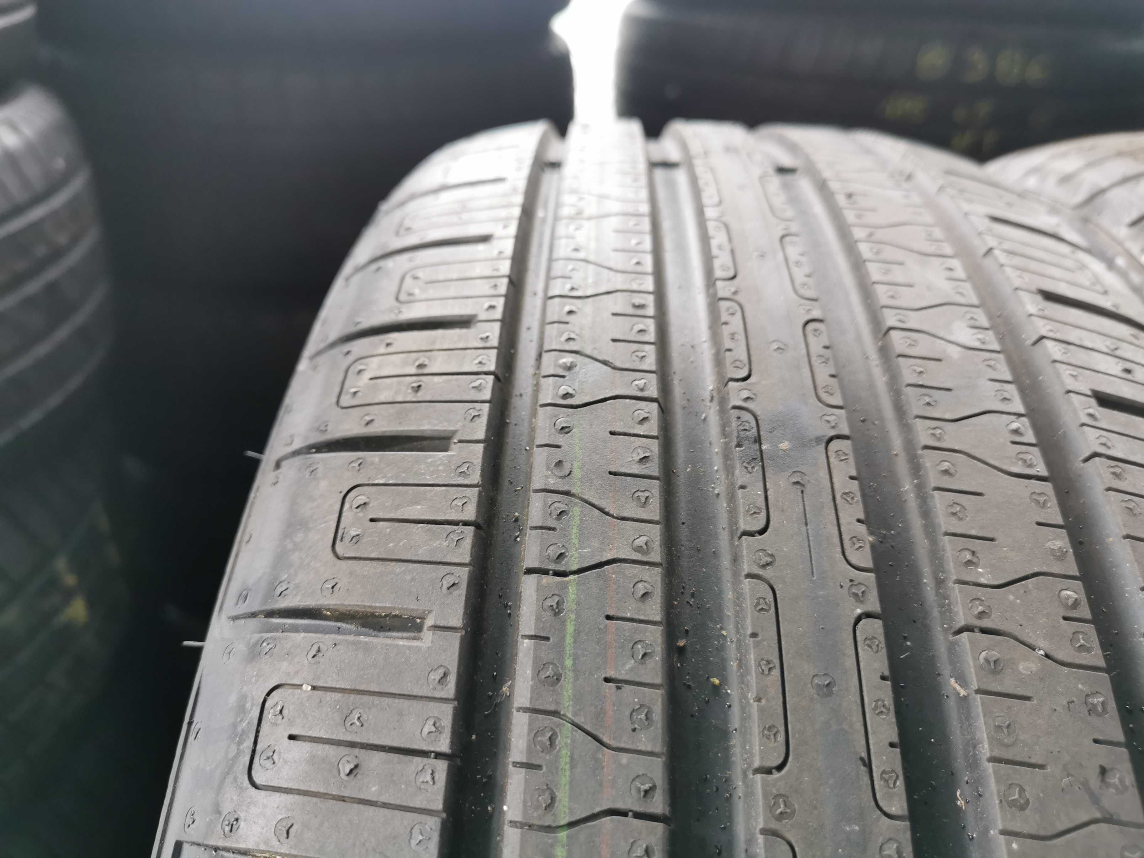 4x2022r Goodyear Efficientgrip Performance 215/45r20 95T XL Rant N8498