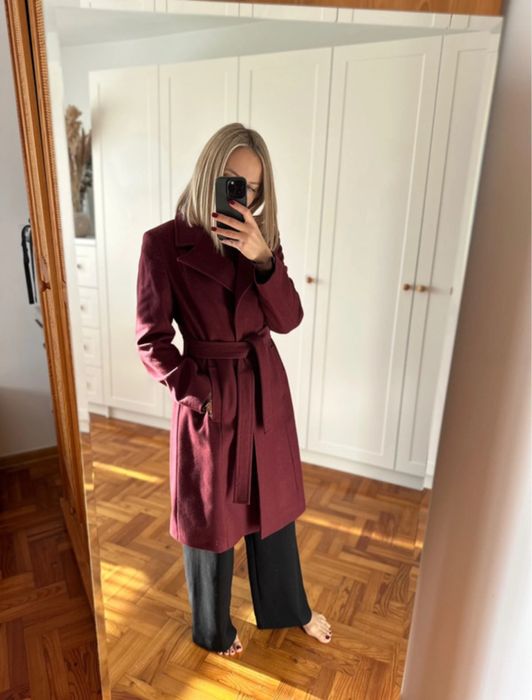 Bordowy burgund wełniany płaszcz Lavard