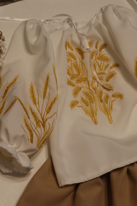 Вишитий костюм, вишиванка для дівчинки 128р