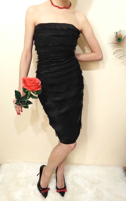 Calvin Klein Jedwabna sukienka z czarną koronką Silk lace black dress