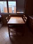 |Reservada| Mesa Madeira em Pinho com 4 Cadeiras em Pinho c/almofadas