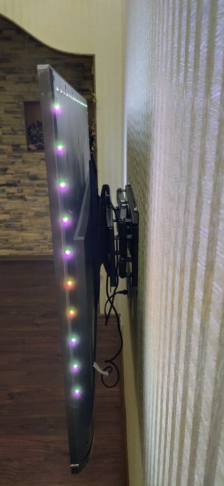 Philips 55 PUS7303 16 Гб/4K/Android 8/Ambilght*3/2019