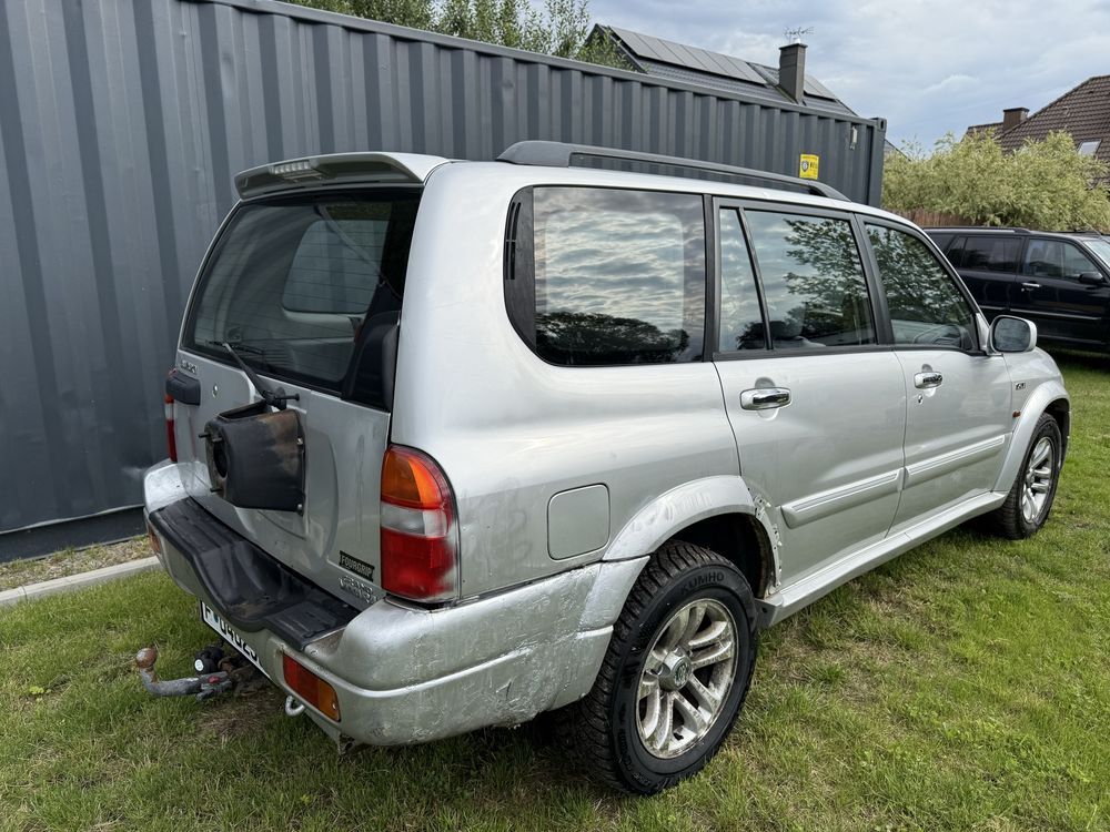 Suzuki Grand Vitara XL7 2.7 V6 automat na czesci
